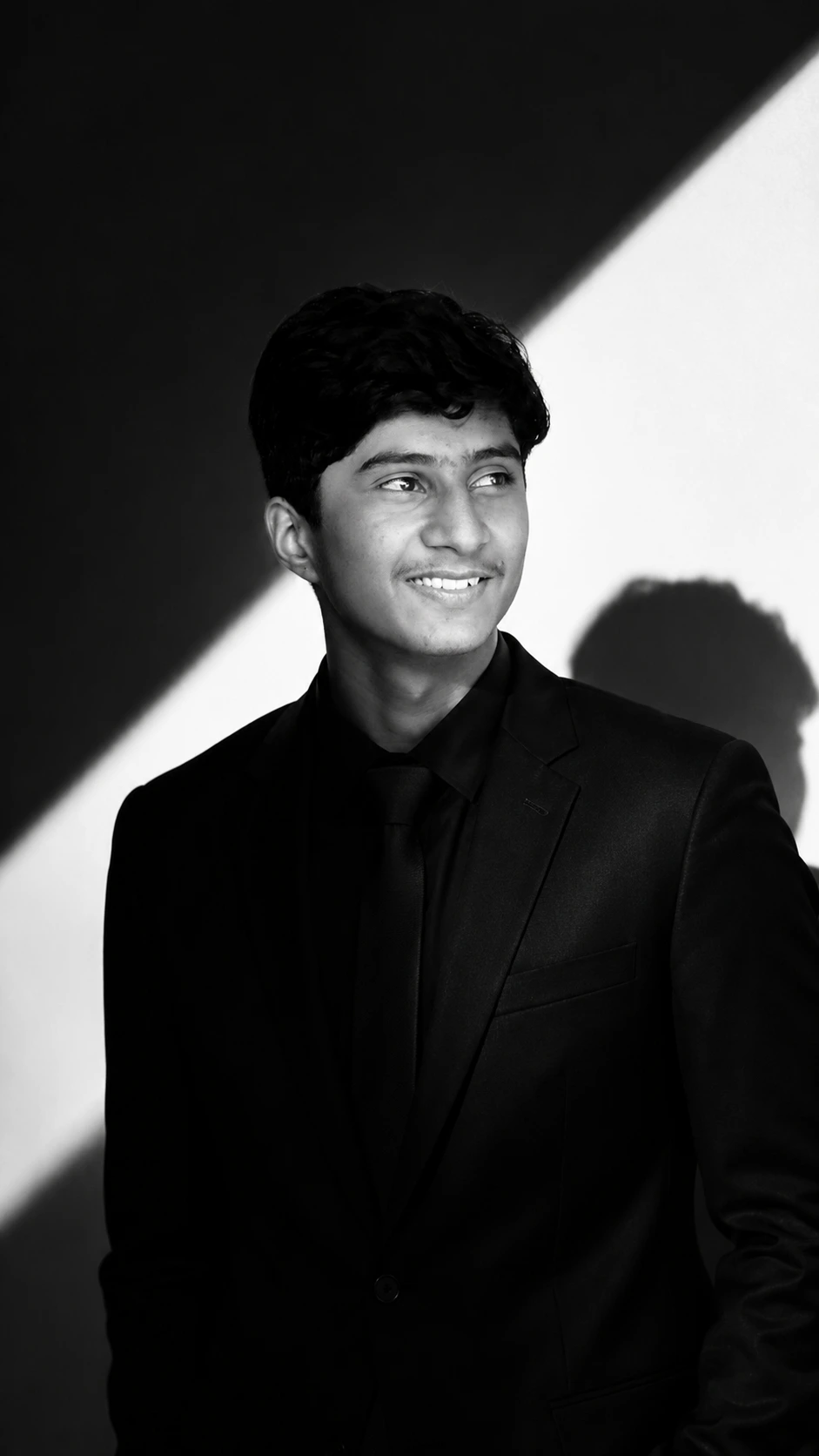 AliHx (Ali Hassan) Full Stack Developer Portfolio portrait — React & TypeScript developer from Pakistan